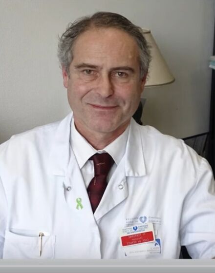 Docteur phlébologue Joshua Hooper
